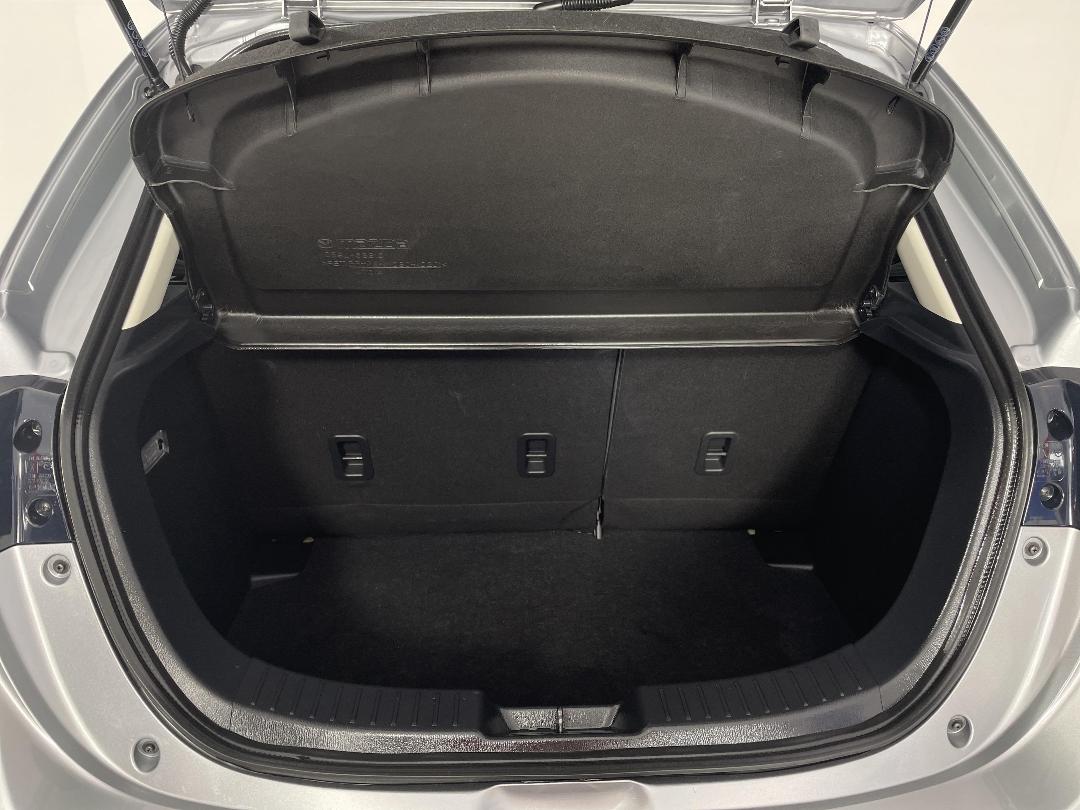 Photo '14' of Mazda Mazda2 Photo '14' of Mazda Mazda2