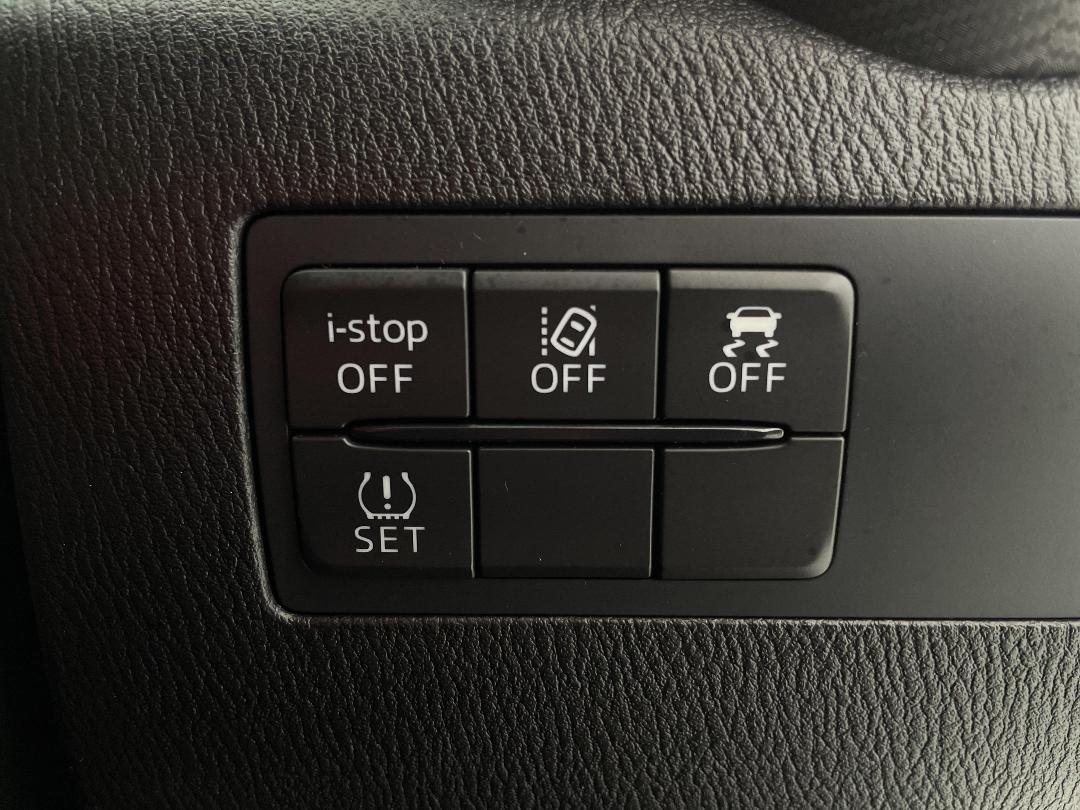 Photo '24' of Mazda Mazda2 Photo '24' of Mazda Mazda2