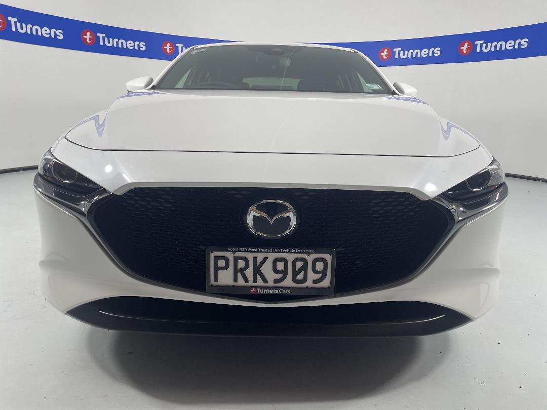 Photo '2' of Mazda Mazda3