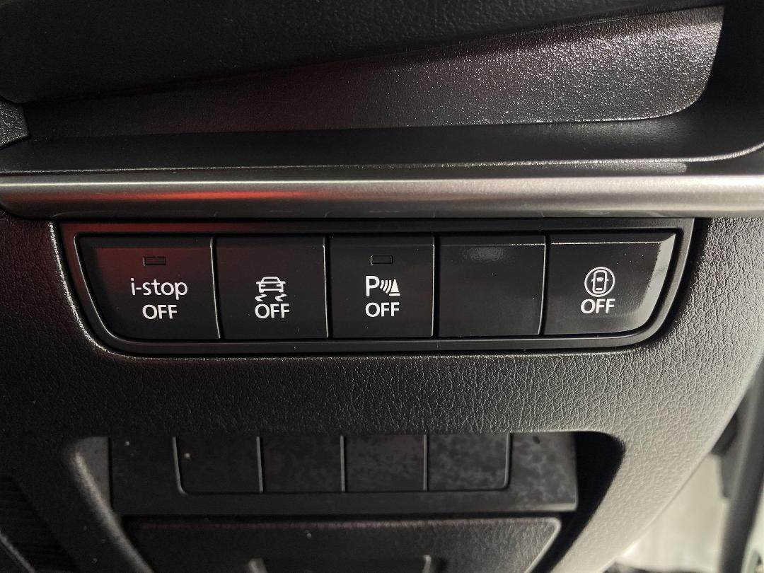 Photo '23' of Mazda Mazda3