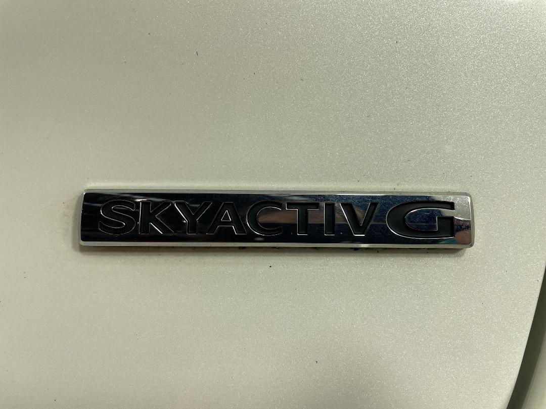 Photo '28' of Mazda Mazda3