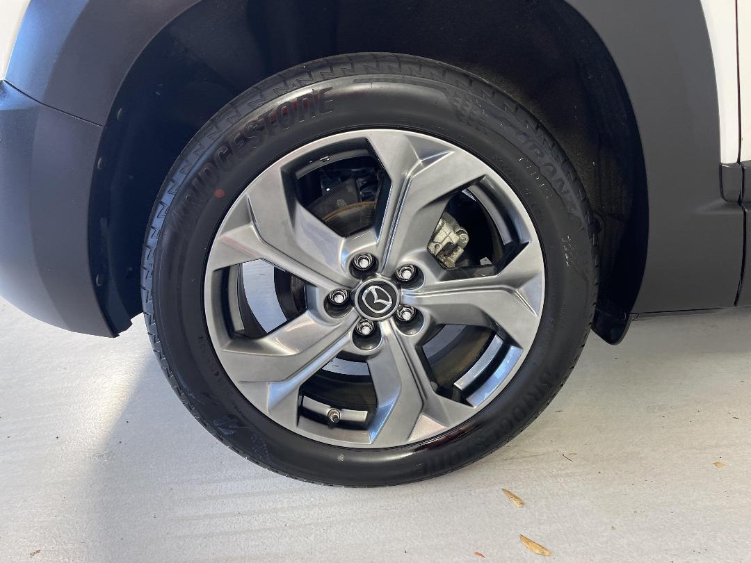 Photo '12' of Mazda MX-30