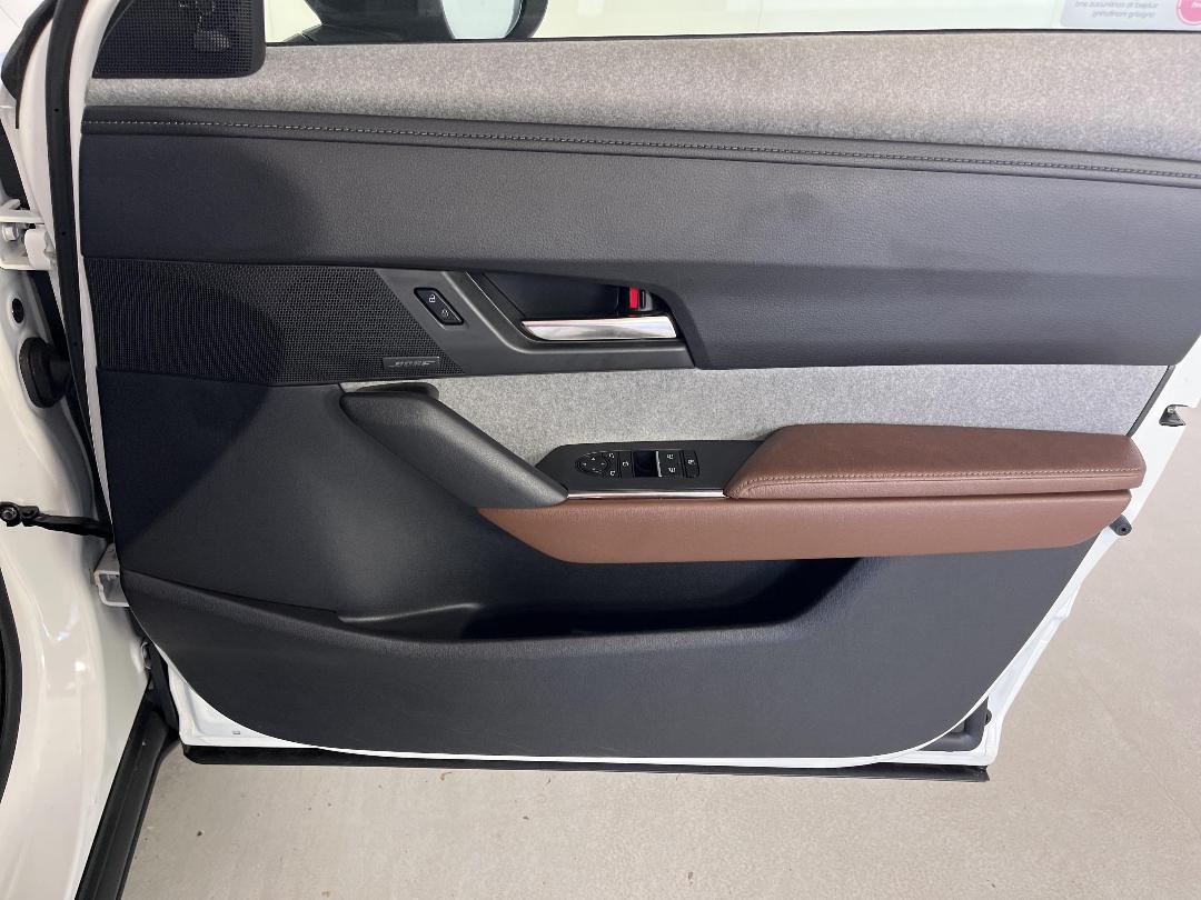 Photo '15' of Mazda MX-30