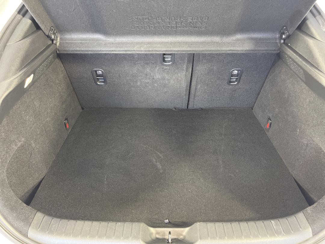 Photo '14' of Mazda MX-30