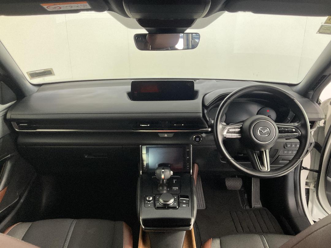 Photo '17' of Mazda MX-30