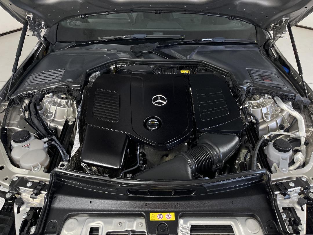 Photo '13' of Mercedes-Benz C-Class