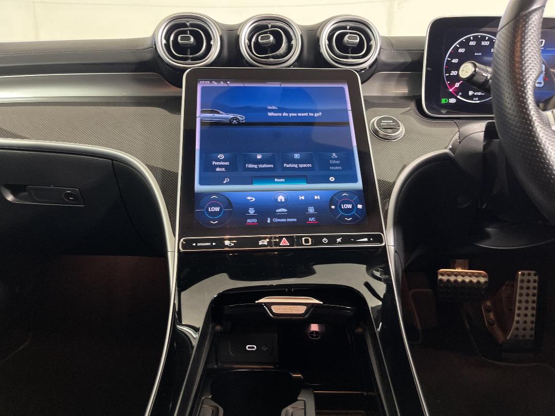 Photo '18' of Mercedes-Benz C-Class