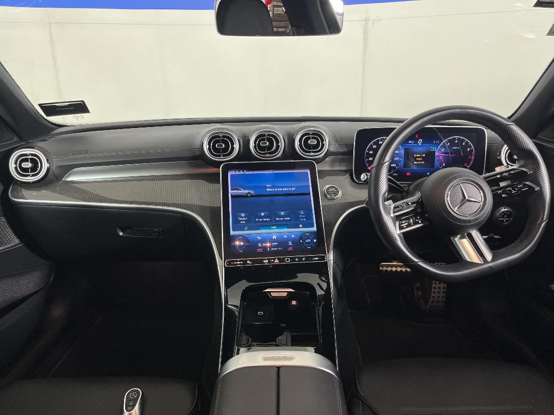 Photo '17' of Mercedes-Benz C-Class