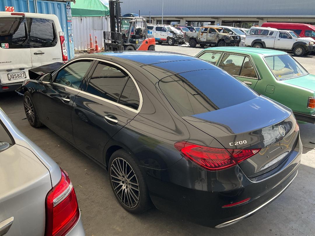 Photo '11' of Mercedes-Benz C-Class C 200 Edition C Photo '11' of Mercedes-Benz C-Class C 200 Edition C