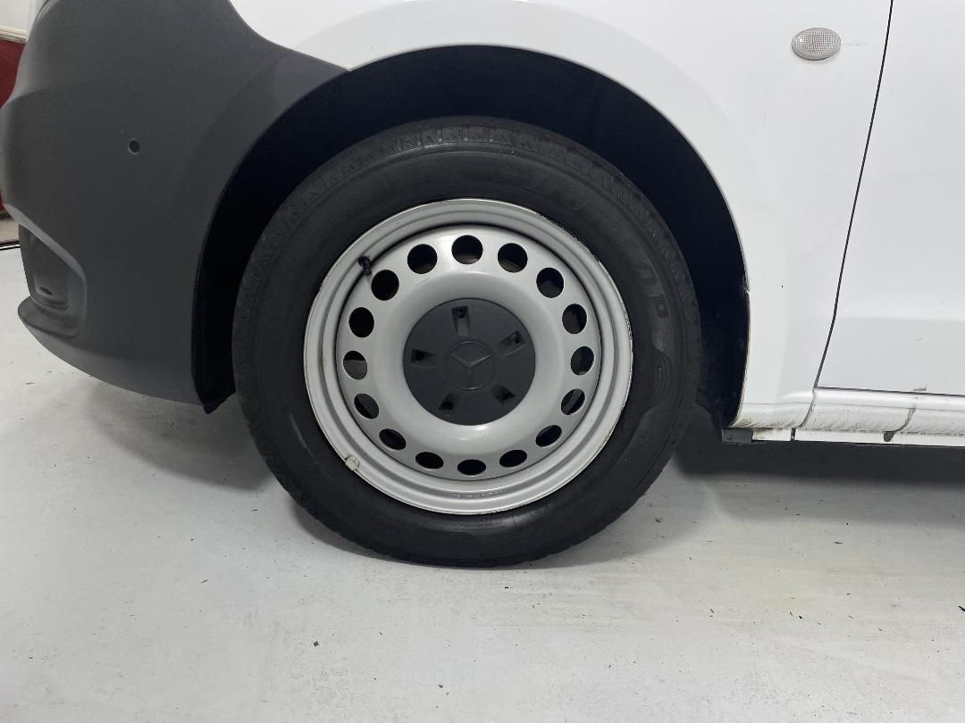 Photo '10' of Mercedes-Benz Vito Photo '10' of Mercedes-Benz Vito