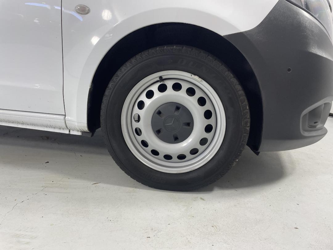 Photo '9' of Mercedes-Benz Vito Photo '9' of Mercedes-Benz Vito