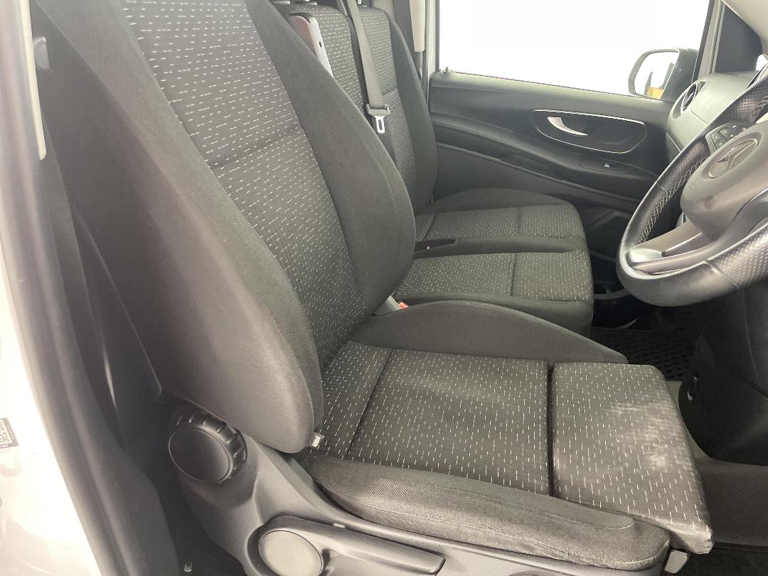 Photo '16' of Mercedes-Benz Vito Photo '16' of Mercedes-Benz Vito