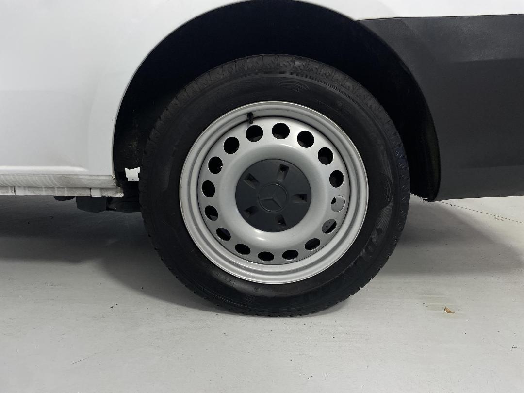 Photo '11' of Mercedes-Benz Vito Photo '11' of Mercedes-Benz Vito