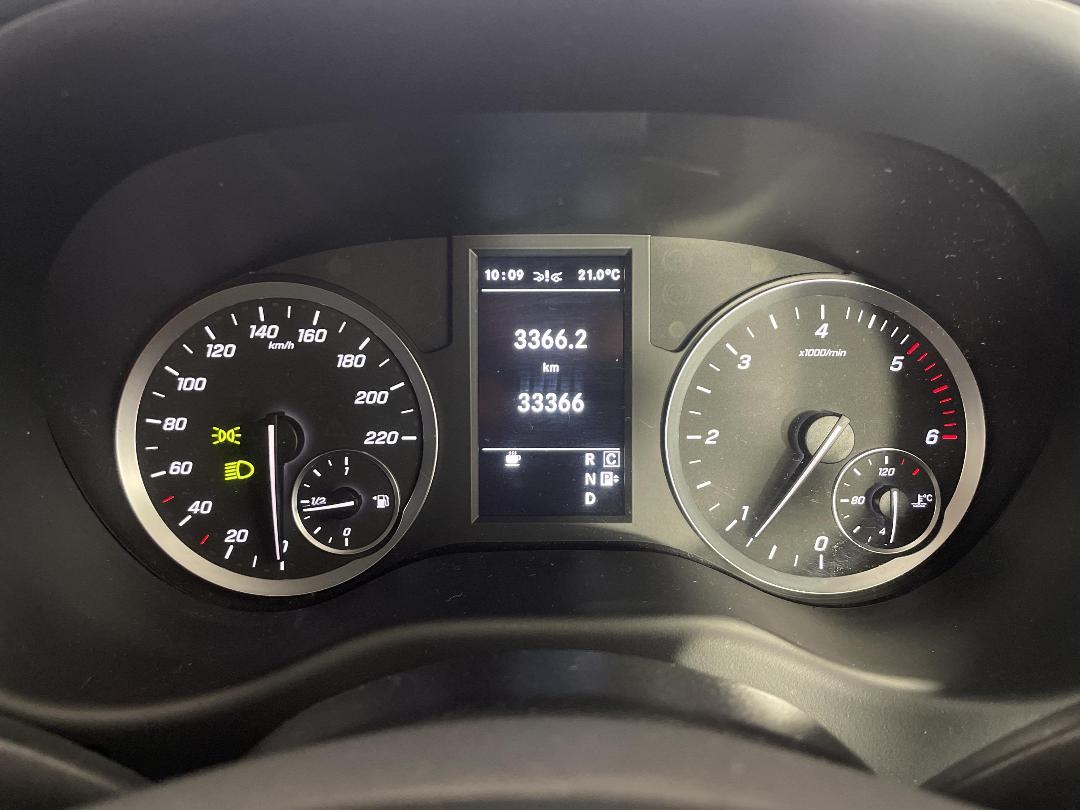 Photo '21' of Mercedes-Benz Vito Photo '21' of Mercedes-Benz Vito