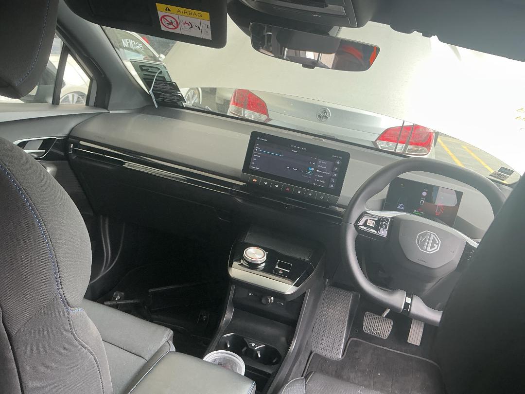 Photo '18' of MG 4 Excite Photo '18' of MG 4 Excite