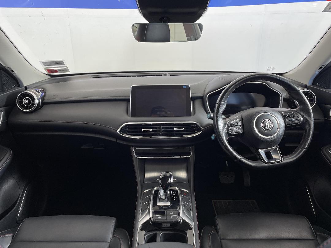 Photo '17' of MG HS Photo '17' of MG HS