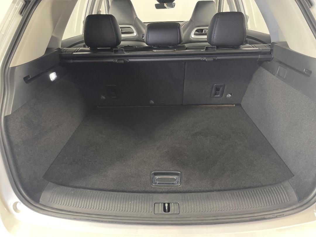 Photo '14' of MG HS Photo '14' of MG HS