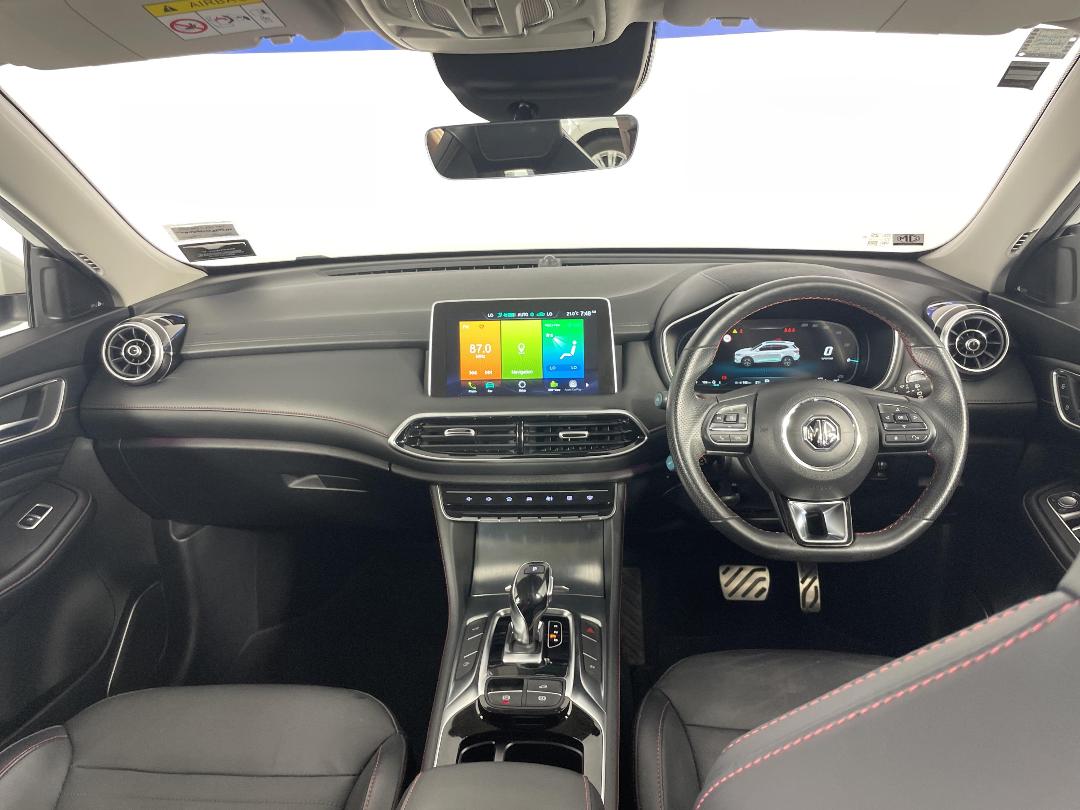 Photo '17' of MG HS Photo '17' of MG HS