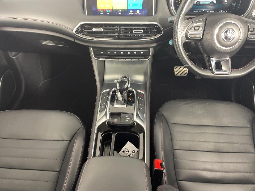 Photo '18' of MG HS Photo '18' of MG HS