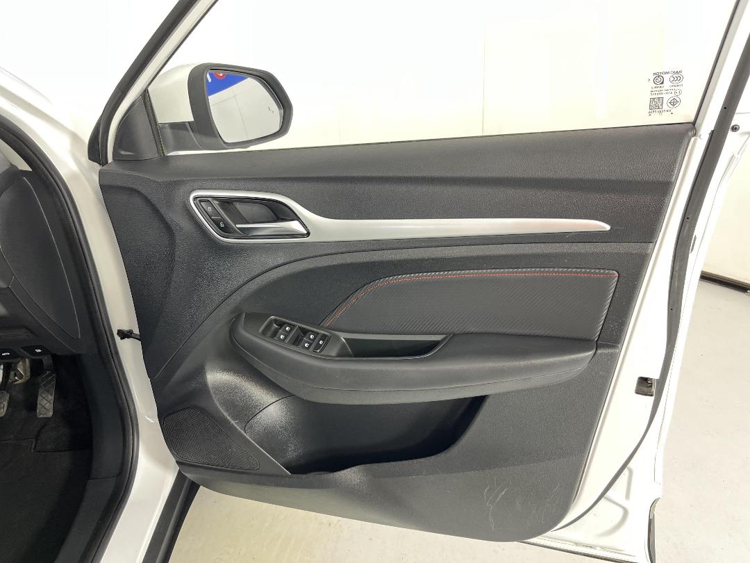 Photo '15' of MG ZS Photo '15' of MG ZS