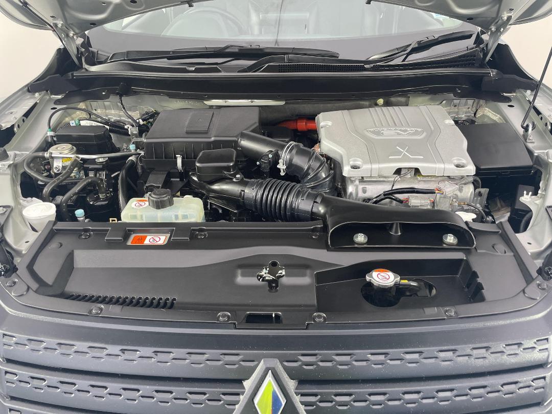 Photo '13' of Mitsubishi Eclipse Cross