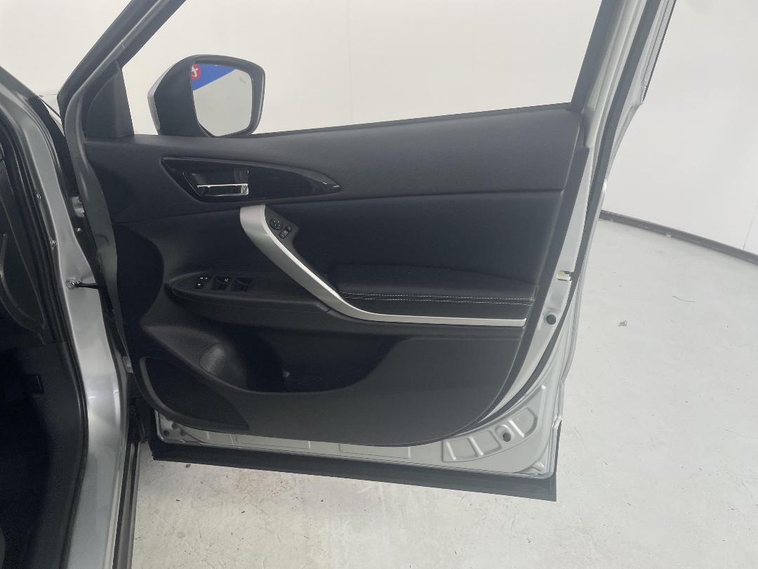 Photo '15' of Mitsubishi Eclipse Cross