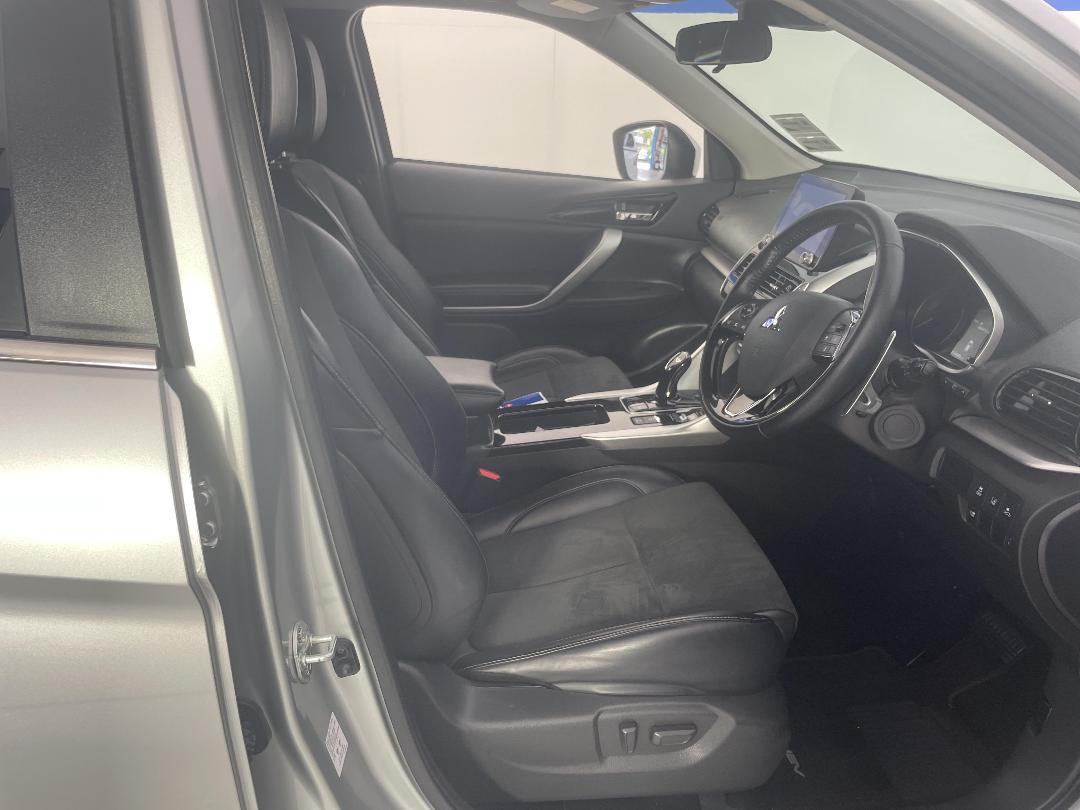 Photo '16' of Mitsubishi Eclipse Cross