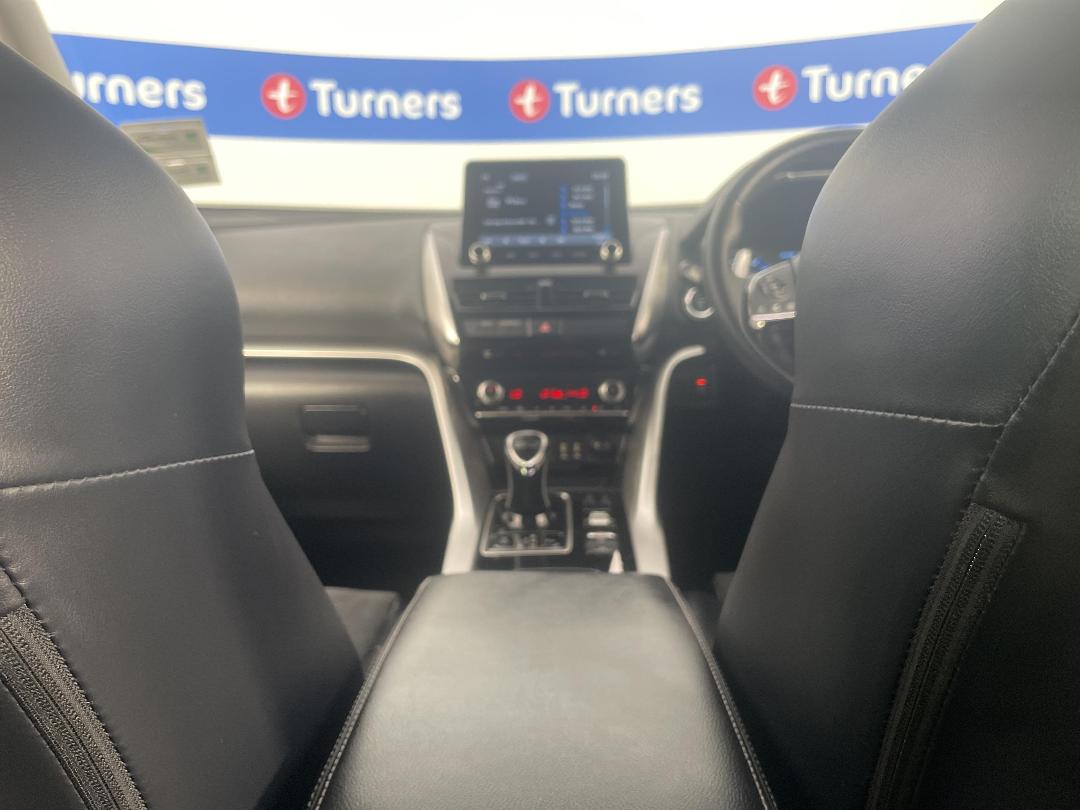 Photo '18' of Mitsubishi Eclipse Cross