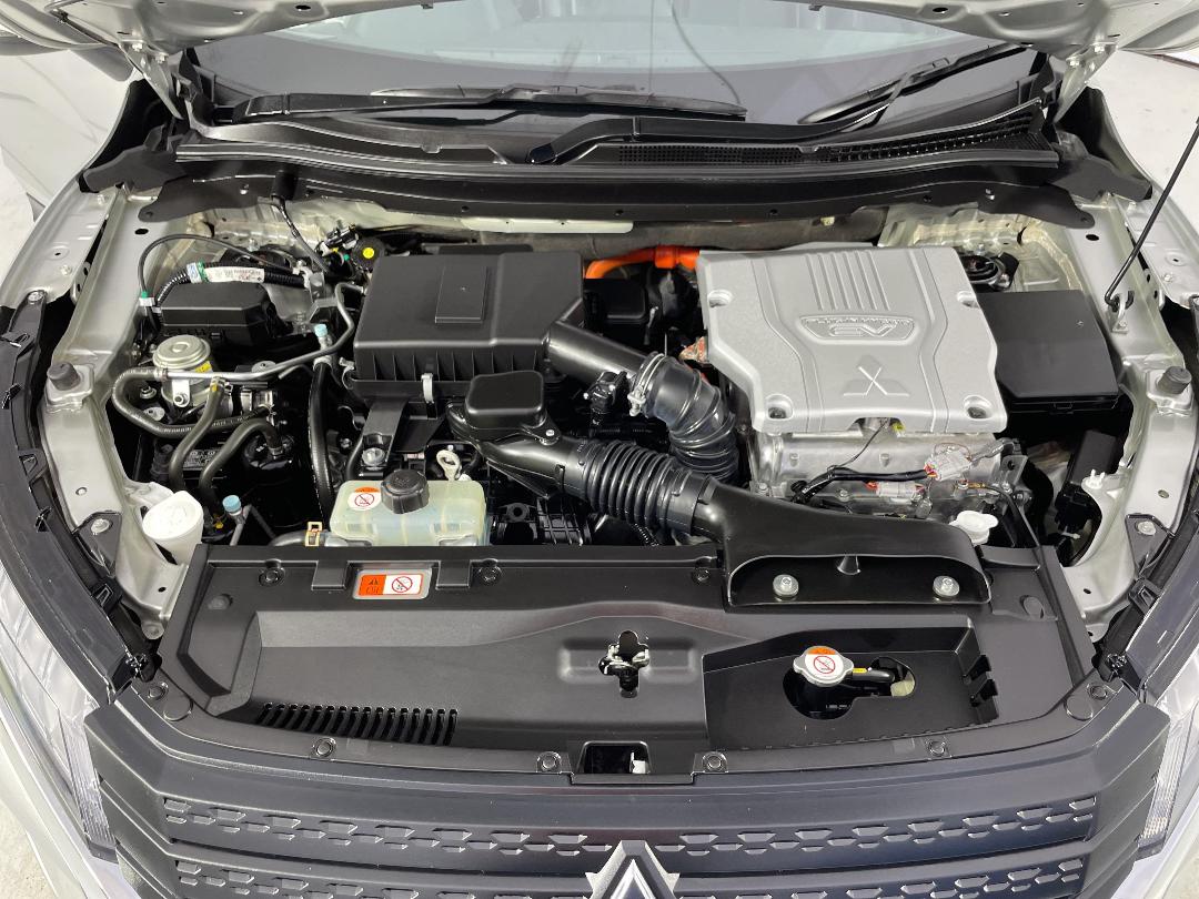 Photo '13' of Mitsubishi Eclipse Cross