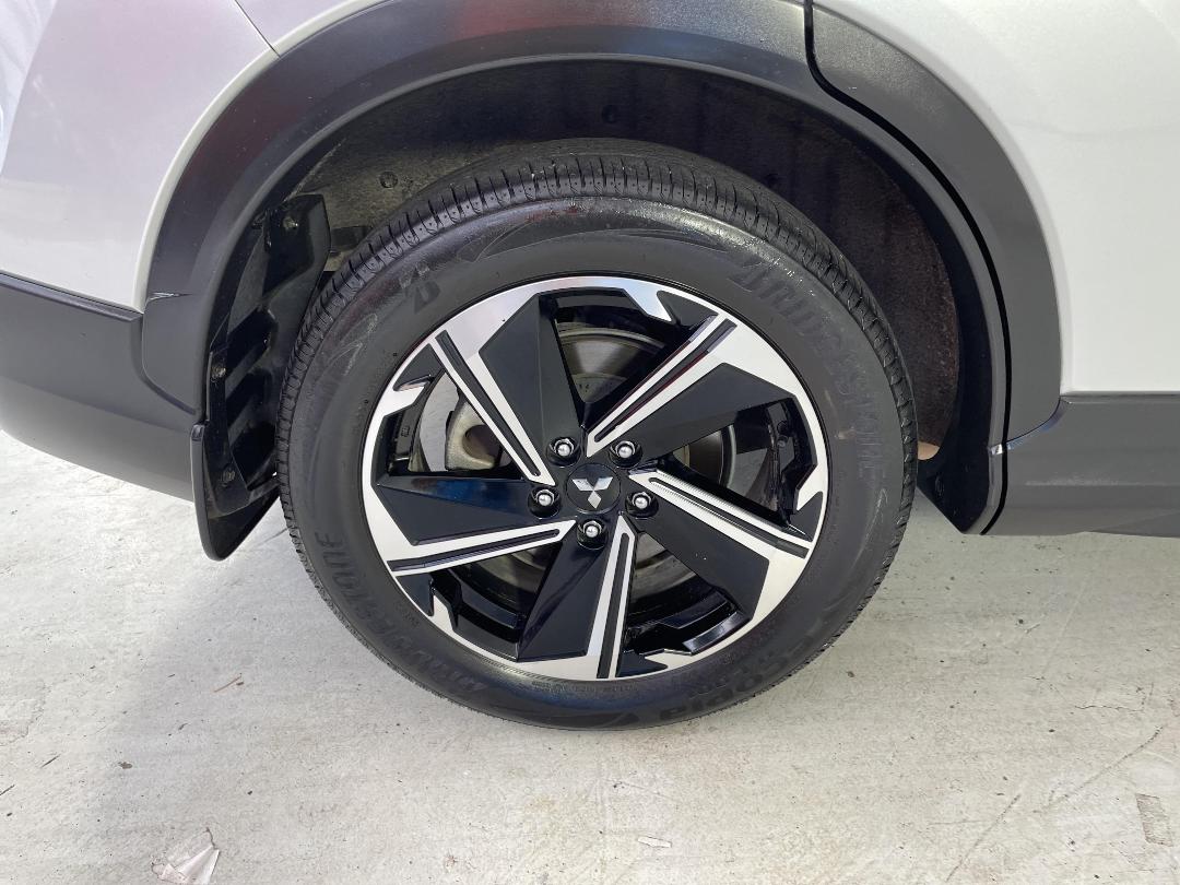 Photo '12' of Mitsubishi Eclipse Cross