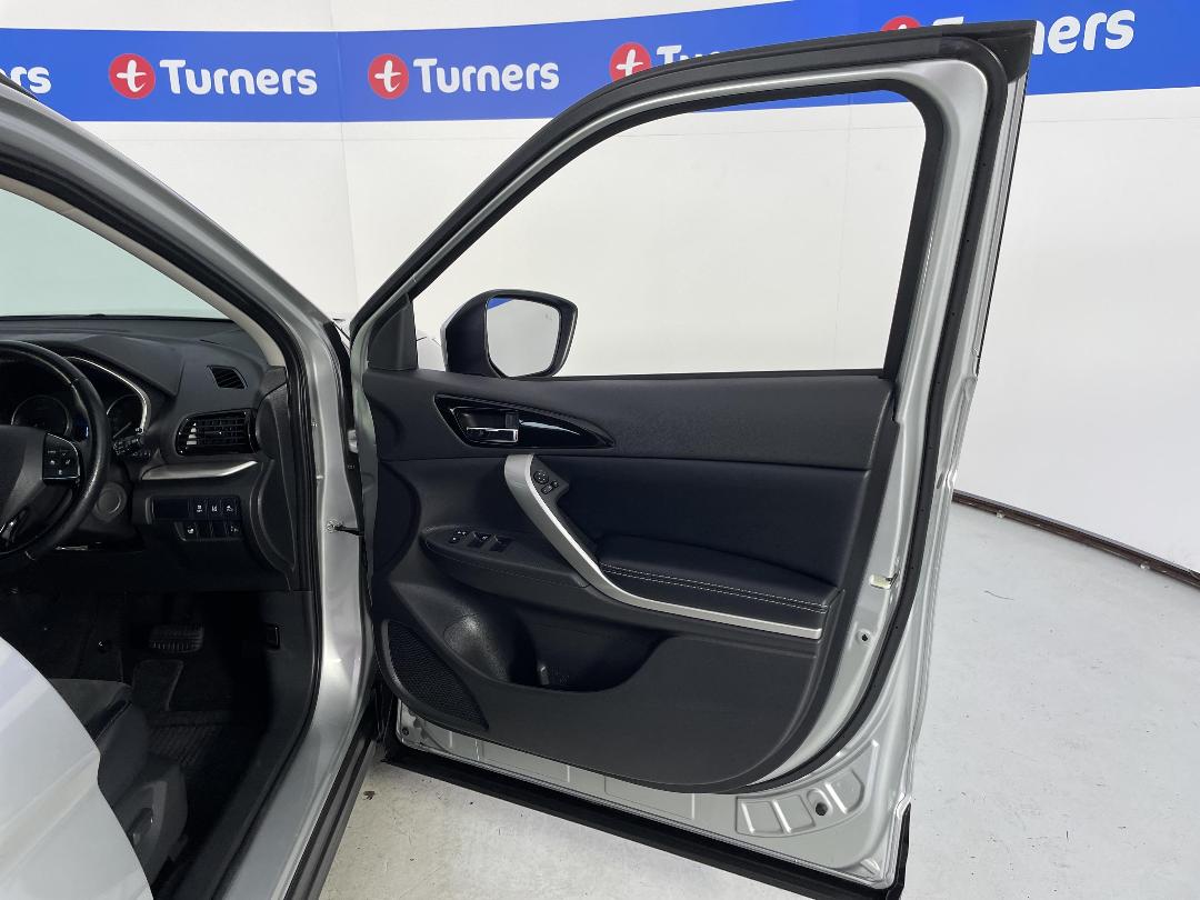 Photo '15' of Mitsubishi Eclipse Cross