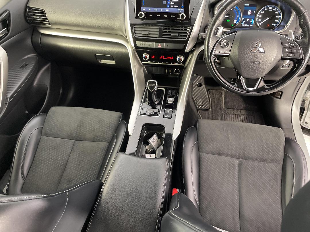 Photo '18' of Mitsubishi Eclipse Cross