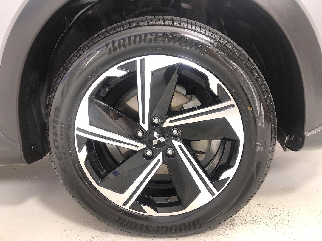 Photo '9' of Mitsubishi Eclipse Cross