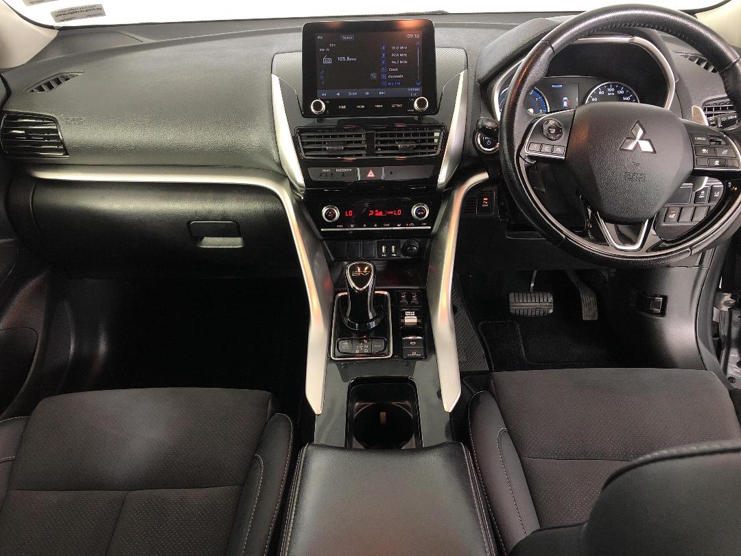 Photo '17' of Mitsubishi Eclipse Cross