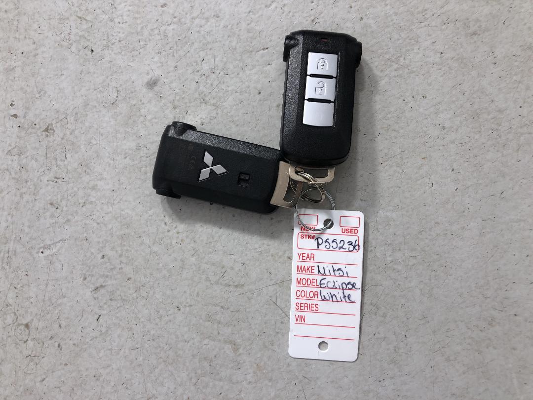 Photo '22' of Mitsubishi Eclipse Cross Photo '22' of Mitsubishi Eclipse Cross