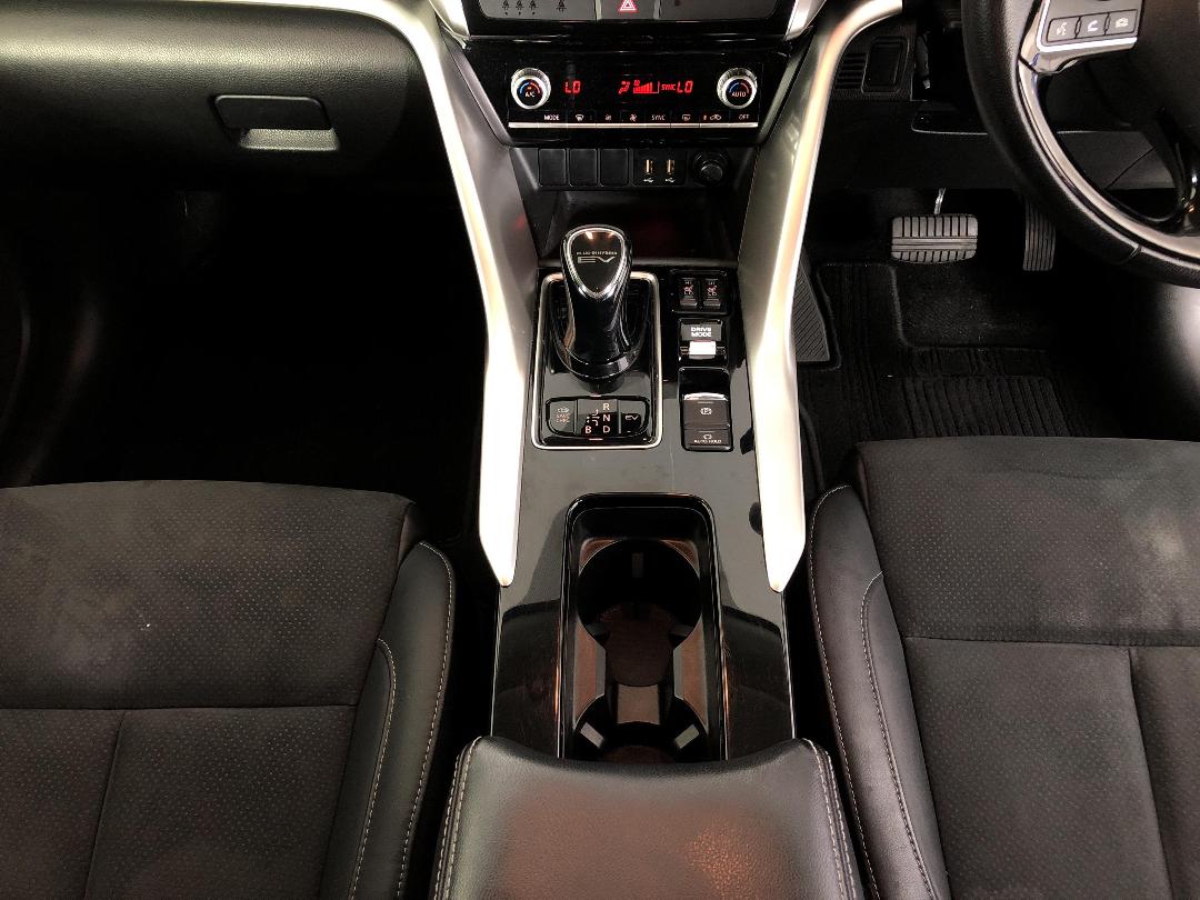 Photo '18' of Mitsubishi Eclipse Cross Photo '18' of Mitsubishi Eclipse Cross