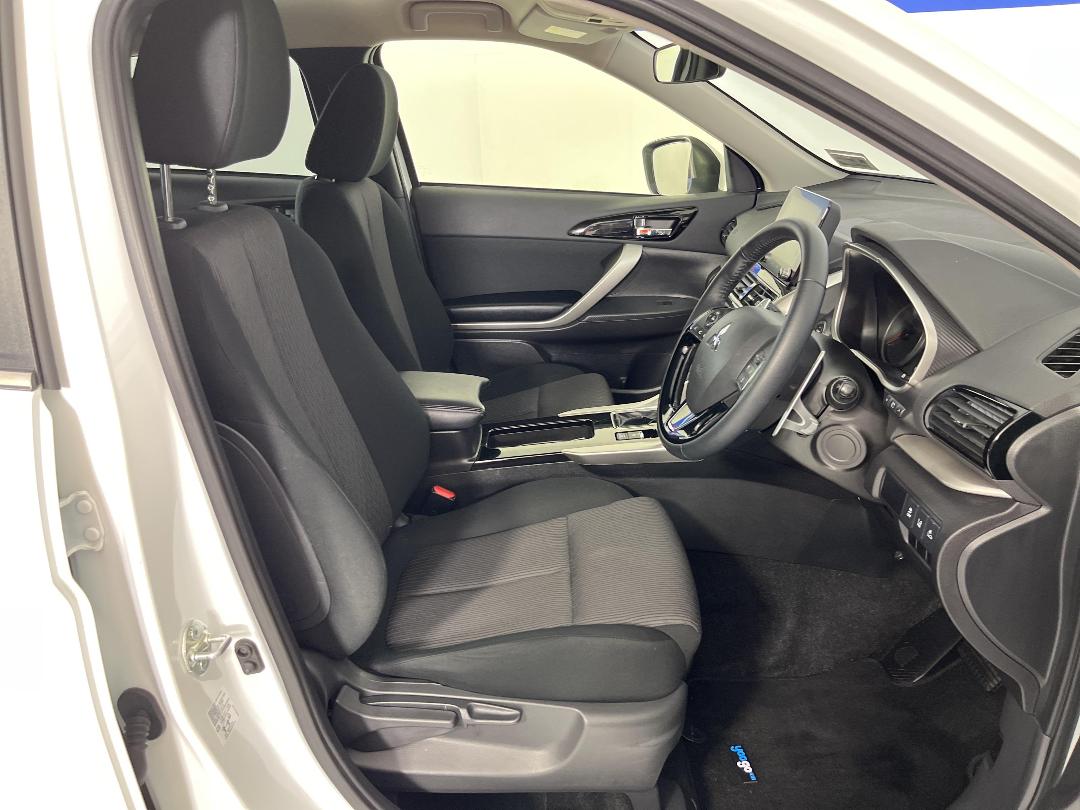 Photo '16' of Mitsubishi Eclipse Cross