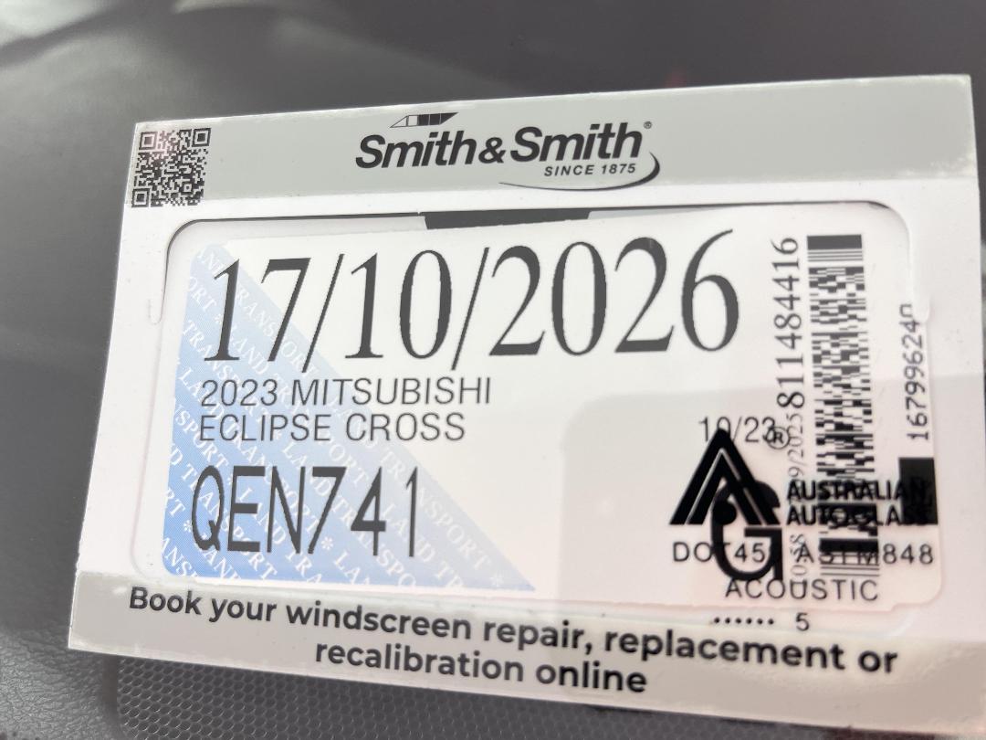 Photo '24' of Mitsubishi Eclipse Cross