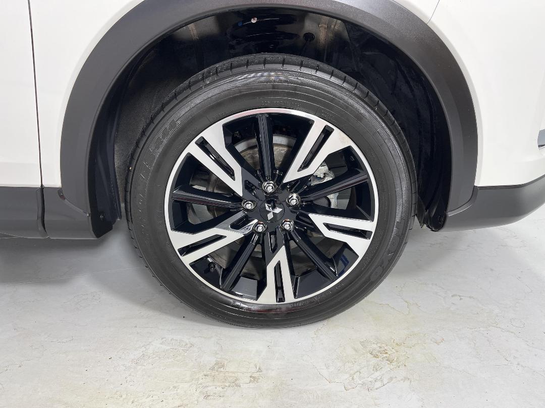 Photo '9' of Mitsubishi Eclipse Cross