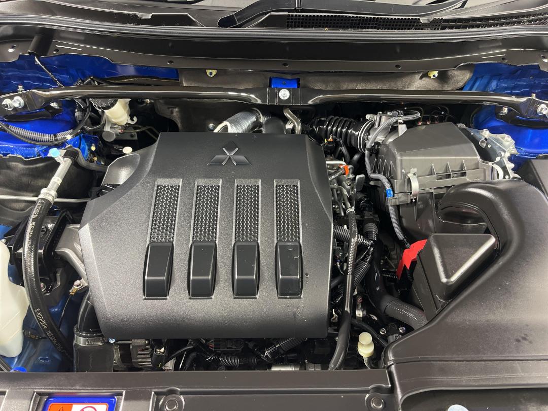 Photo '13' of Mitsubishi Eclipse Cross