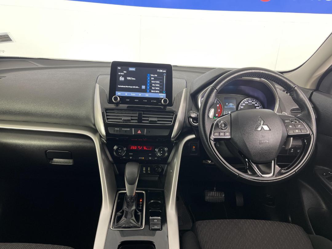 Photo '17' of Mitsubishi Eclipse Cross