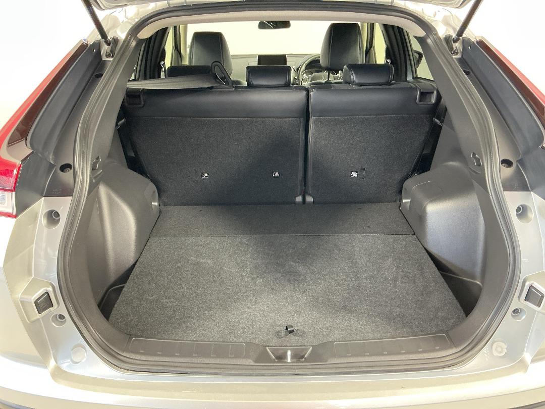 Photo '14' of Mitsubishi Eclipse Cross