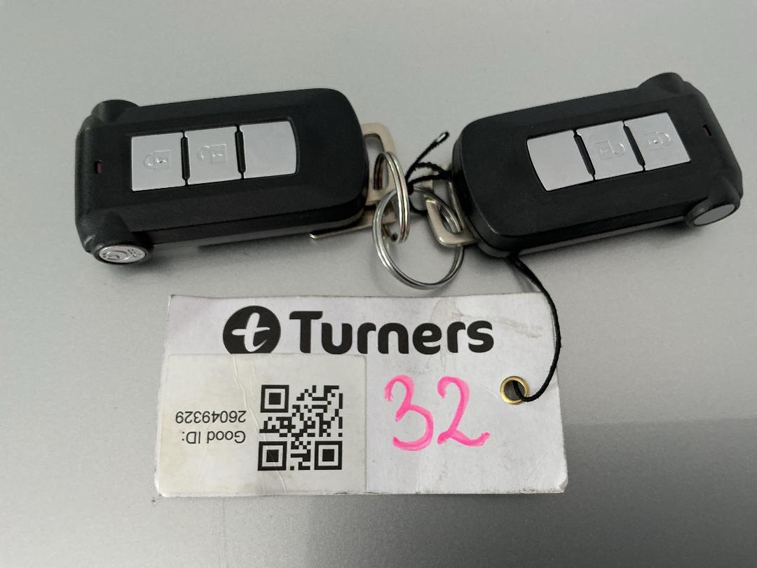 Photo '22' of Mitsubishi Eclipse Cross