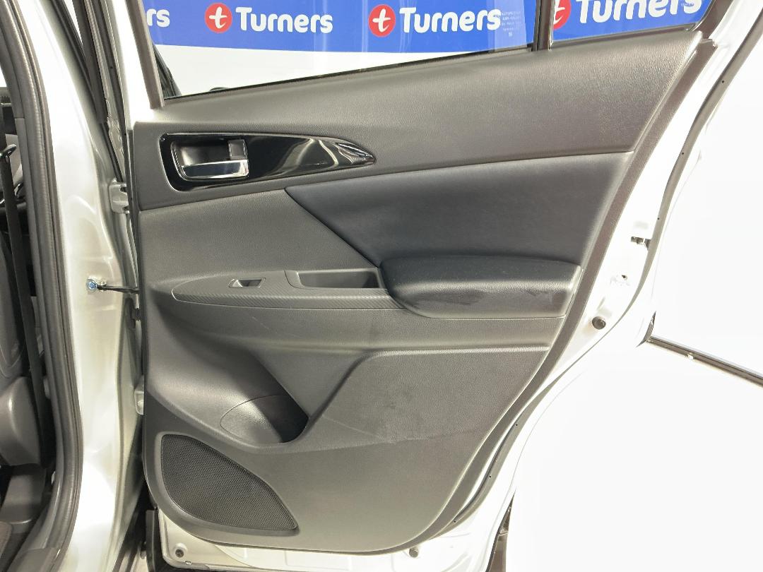 Photo '19' of Mitsubishi Eclipse Cross