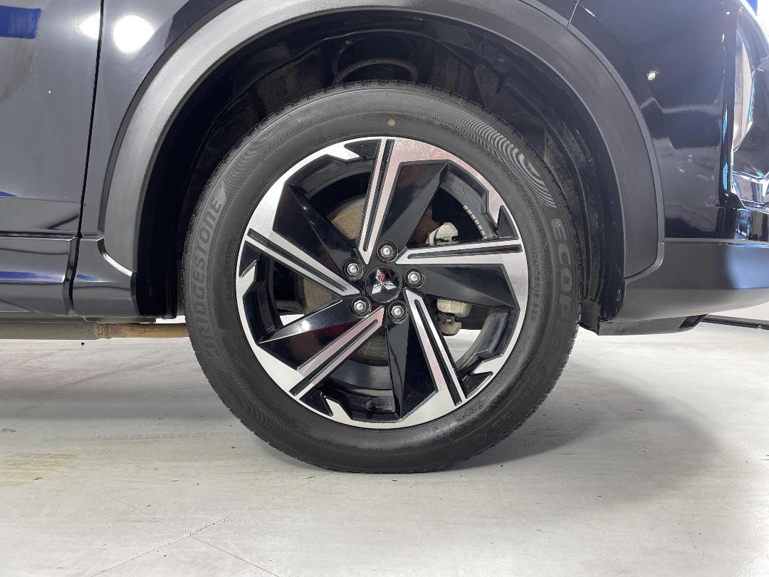 Photo '9' of Mitsubishi Eclipse Cross Photo '9' of Mitsubishi Eclipse Cross