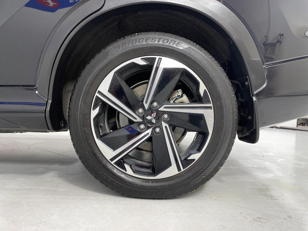 Photo '11' of Mitsubishi Eclipse Cross Photo '11' of Mitsubishi Eclipse Cross