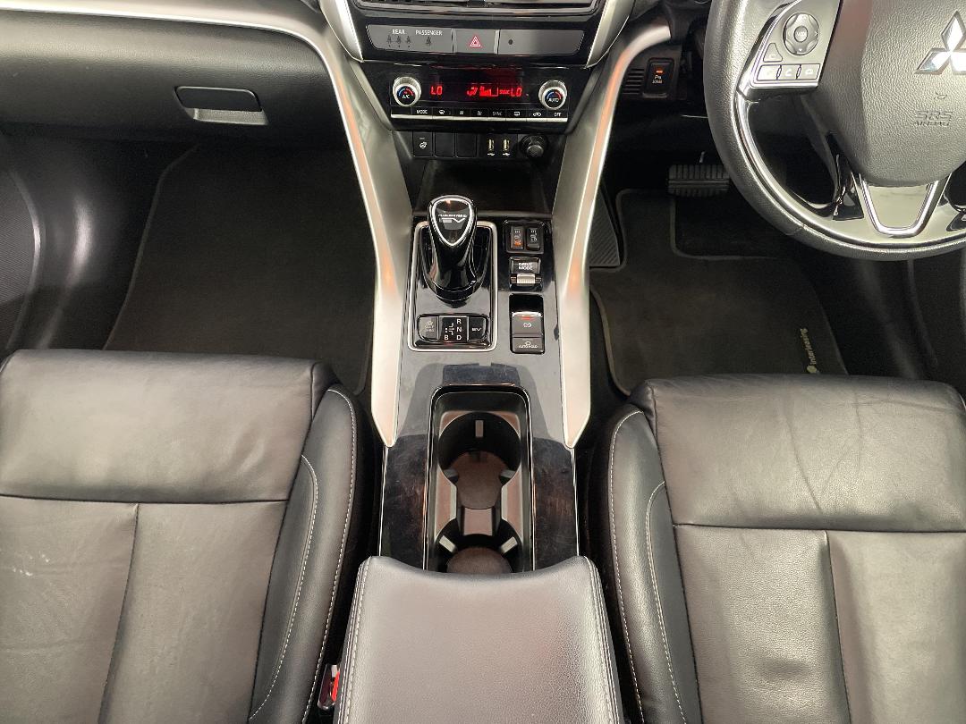 Photo '18' of Mitsubishi Eclipse Cross Photo '18' of Mitsubishi Eclipse Cross