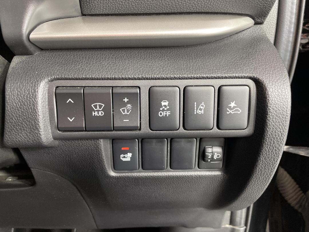 Photo '24' of Mitsubishi Eclipse Cross Photo '24' of Mitsubishi Eclipse Cross