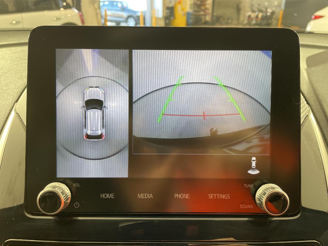 Photo '28' of Mitsubishi Eclipse Cross Photo '28' of Mitsubishi Eclipse Cross