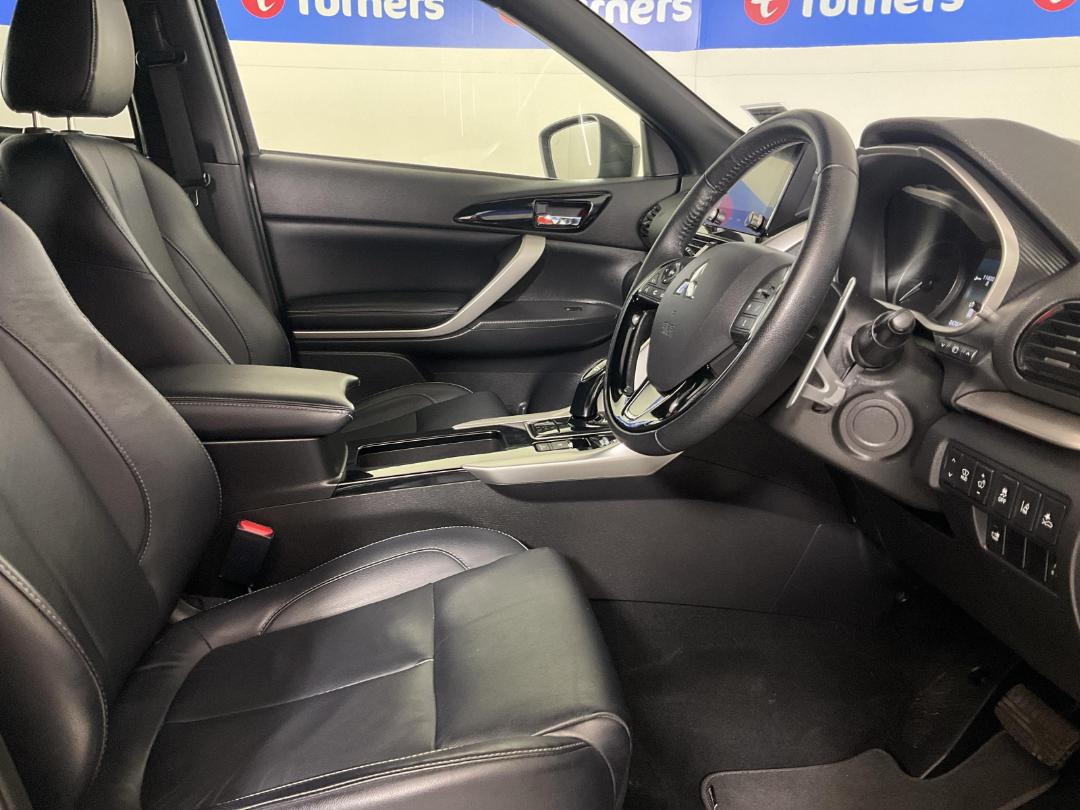 Photo '16' of Mitsubishi Eclipse Cross Photo '16' of Mitsubishi Eclipse Cross